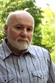 Author's Famous Hardboiled Detroit PI Returns in “Smoke