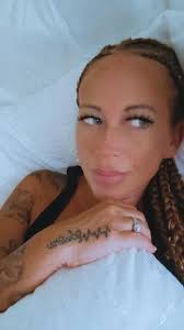 Managing menopause symptoms and weight gain