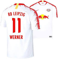 Die rb leipzig trikots 2020 verkaufen sich seit dem rasanten aufstieg aus der oberliga nordost sehr gut und die zögere also nicht und bestelle dir noch heute das neue trikot des rb leipzig. Rb Leipzig Trikot Herren 2018 2019 Home Werner 11 Xxl Amazon De Sport Freizeit