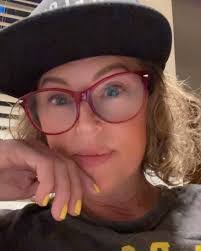 Erica Tabor's Instagram, Twitter & Facebook