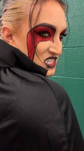 Leila Grey -vs- The Bunny