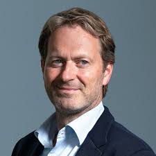 Kenneth Hatton's Instagram, Twitter & Facebook