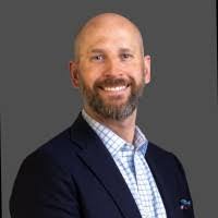 Derek Mays's Instagram, Twitter & Facebook