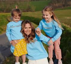 Maybe you would like to learn more about one of these? Jbc En Kom Op Tegen Kanker Vormen De Grootste Ploeg Van Vlaanderen Pub