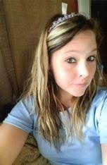 Faye Bliss's Instagram, Twitter & Facebook