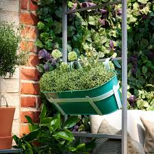 Ikea blumentreppe / bittergurka hanging planter white ikea.unser testerteam hat viele verschiedene marken ausführlichst analysiert und wir garten zeigen ihnen als interessierte hier alle. Ikea Socker Blumenkasten Mit Halter Drinnen Draussen Verzinkt 51x19 Cm Pflanzengefasse Gefasszubehor Com Zubehor