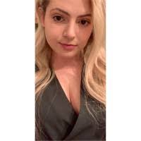 Amber Trahan's Instagram, Twitter & Facebook