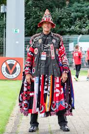 Der innenverteidiger, der beim fc einen vertrag bis 2023 besitzt, schließt sich zur kommenden saison dem slowenischen rekordmeister nk maribor an. Viktoria Koln Fussballfanfotos