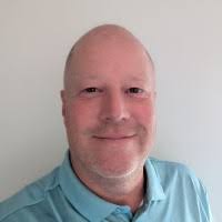 100+ perfiles de «Zeb»