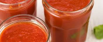 Filtrate quindi i pomodori attraverso il passa pomodoro o il passa verdure: Pin Su Conserve