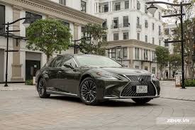 ĐÁNH GIÁ XE] Lexus LS 500h: Tận hưởng trọn vẹn bản giao hưởng tuyệt mỹ