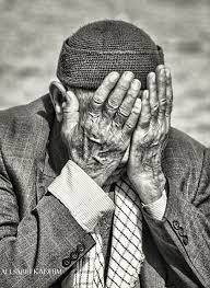 Crying Hands Portre Firtinalar Afgan Kizi