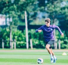 Pin By Christian Catlin On Manchester City Training In 2020 Manchester City Manchester City