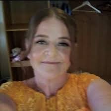 Samantha Talbot's Instagram, Twitter & Facebook