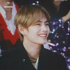 𝔯𝔞𝔠𝔥𝔢𝔩🦋🥺✨ (@sugarmochiii)