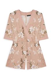 Rose Irisee Au Pays De La Fleur D Oranger Primark Macacao Cruzado Floral Rosa Palido Macacao Ideias Fashion Pano