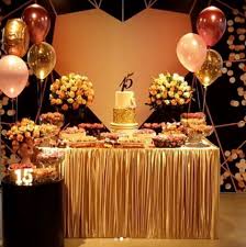 Entra y déjate inspirar por los diseños de los mejores interioristas. 101 Fiestas 10 Ideas De Decoracion En Dorado Para Quinceaneras