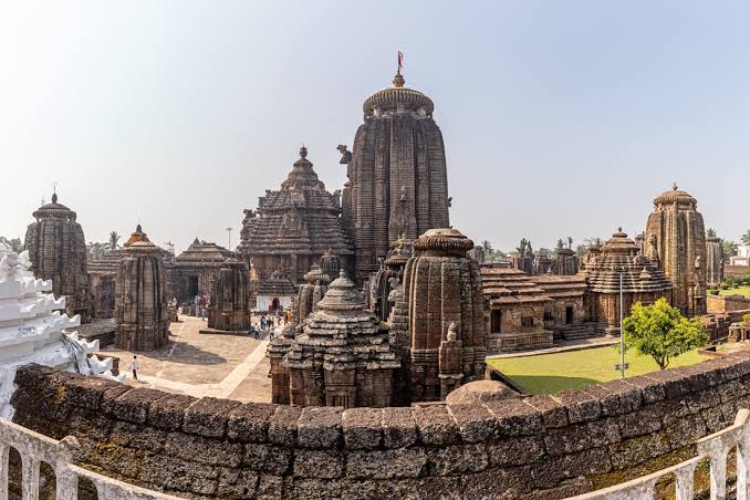 Lingaraja Temple – Bhubaneswar – A Non-Hindu View – Kevin Standage