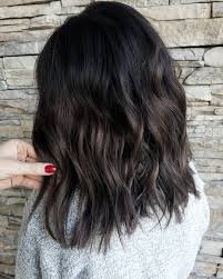 Nero marrone medio lungo liscio donna parrucca come capelli veri frangia. Tagli Di Capelli Mossi E Medi Per Il 2019 Da Non Perdere