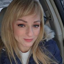 Frasier:Yes, but I helped to build it. Roz:Okay,untangling extension cords  and stirring paint isn't exactly building a house. Frasier:Oh,I know I  didn't do much. The truth is I've never really been very