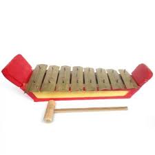 Alat pukul gender pun berbeda dengan gangsa. Bisa Cod Mainan Tradisional Gamelan Gambang 8 Bilah Alat Musik Pukul Untuk Anak Souvenir Jogja Shopee Indonesia