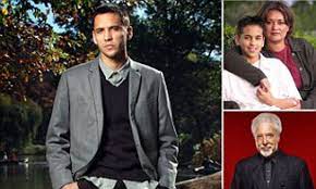 Tom jones is an actor from united kingdom. Tom Jones Son Star S Love Child Jonathan Berkery Speaks Out About Being Abandoned By Father Daily Mail Online
