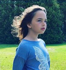 Check spelling or type a new query. 9 Potret Ryan Kiera Armstrong Bintang Baru American Horror