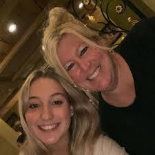 Caroline Leva's Instagram, Twitter & Facebook