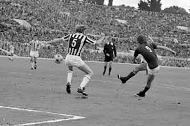 Il grande romanzo dello scudetto. Juve Se Ne Va Un Altra Bandiera E Morto Francesco Morini News Sportmediaset