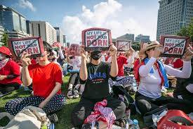 Film semi korea buka di simontok apk terbar new 2021 South Korea Internet Sexual Images Ruin Women S Lives Human Rights Watch