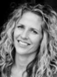 Adrienne Weissman's Instagram, Twitter & Facebook