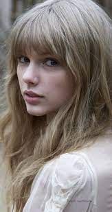 First of all, we should know the taylor swift background. No Makeup Look Taylorswift Taylor Swift Bangs Taylor Swift All About Taylor Swift
