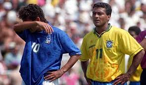 ومن اهم انجازات تشيزاري برانديلي كلاعب كرة قدم : ÙÙØªØ®Ø¨ Ø¥ÙØ·Ø§ÙÙØ§ Ø§ÙØ¨Ø¯Ø§ÙØ§Øª Ø§ÙÙØ§Ø±Ø«ÙØ© ØªØµÙØ¹ Ø§ÙØªØ§Ø±ÙØ® ÙÙ ÙØ£Ø³ Ø§ÙØ¹Ø§ÙÙ