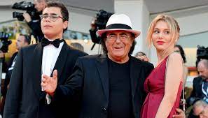 Albano carrisi — se bastasse una canzone 04:55. Al Bano E I Figli Nati Da Loredana Lecciso Dilei