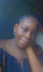 Left-handed child in a right-handed family