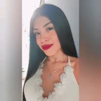 70+ perfiles de «Elvira Flores»