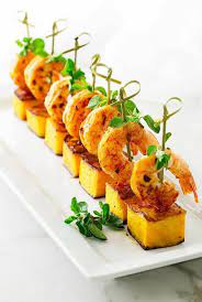 Pelez et écrasez les gousses d'ail. Brochette Apero 70 Idees De Recettes Qui Mettent De L Eau A La Bouche