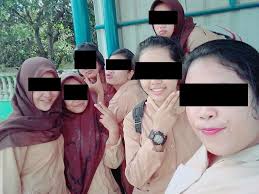 Hot 4 vidio tkw vs banglades. Viral Birthday Girl Egged And Tied To A Post In Shocking Birthday Prank Coconuts Jakarta