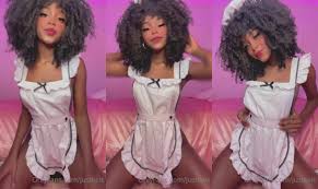 Sweethersheybaby Nude Maid Strip OnlyFans Video Leaked