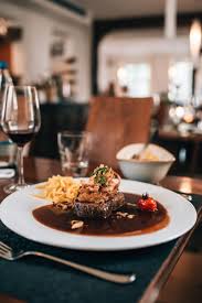 Stuttgart Food Guide Tipps Fur Cafes Und Restaurants Sommertage Restaurant Schwabische Kuche Cafe