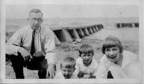 Jean Maxwell Curry: Portrait of a Gypsy