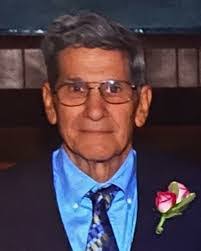 Kerrie Moody's Instagram, Twitter & Facebook