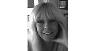 Karen Brockett's Instagram, Twitter & Facebook