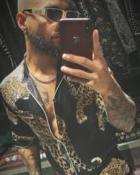 Maluma baby rasta y gringo. Pin By Nuzhah On Maluma Pretty Boys Perfect Boy Handsome Men