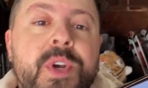 Bargain hunter finds a golf club for $8.99 which sells for $350