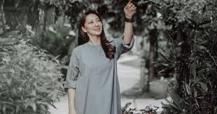 Suami kepada penyanyi dan pelakon, lufya omar, dr che muhammad hafiz che baharum, 29, mengesahkan dirinya sudah menjatuhkan talakk kepada isterinya itu minggu lalu. Showbiz Rita Reminds Lufya S Ex Hubby To Pay Child Support