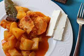 Merluzzo cipolla, patate olio, pomodoro sale, pepe. Apriti Sesamo Cucina Greca E Non Solo Merluzzo O Baccala In Umido Con Patate