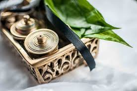 Tutorial gubahan dulang hantaran menggunakan bunga matahari dekorasi ala gaya rustic by doorgiftmurahbatugajah. Hantaran Yang Diperlukan Untuk Majlis Pertunangan Pesona Pengantin