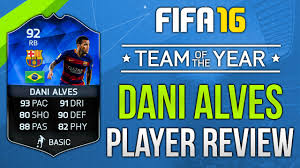 Dani alves beijando o troféu da copa das confederações de 2013, ao lado de fred. Fifa 16 Toty Dani Alves Review 92 Fifa 16 Ultimate Team Player Review Youtube
