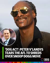 Pete Lammons , 🏈💚🤍💚 .